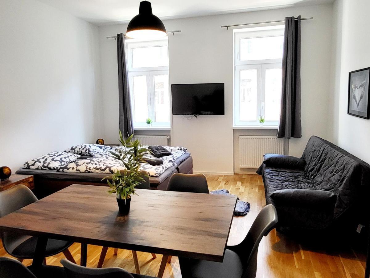 Sunny Apartment With 1 Balcony فيينا المظهر الخارجي الصورة